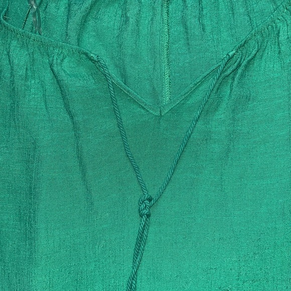 Green Knit Lace Trim Blouse - Picture 4 of 7